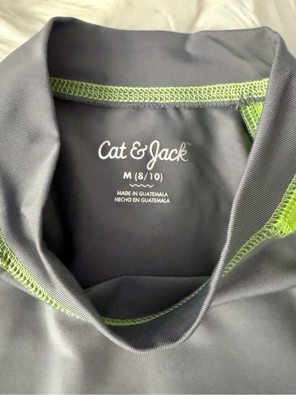 Cat & Jack Boys Gray and Lime Green Long Sleeve Rash Guard, Size M(8/10)